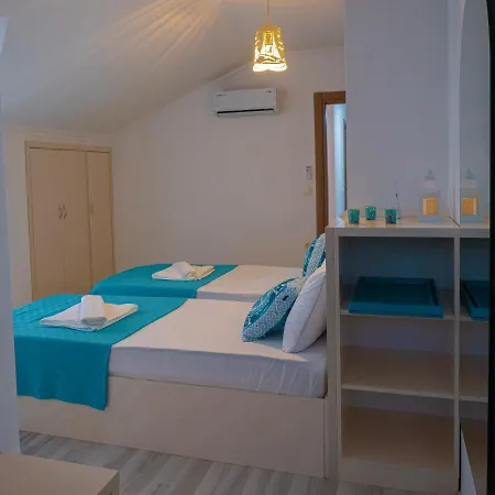 Apartment 2 Bedroom Seaside