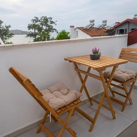 2 Bedroom Seaside