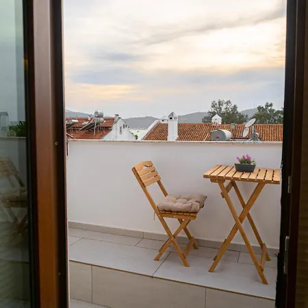 2 Bedroom Seaside