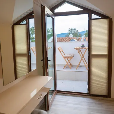 Apartment 2 Bedroom Seaside *